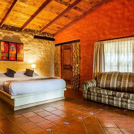 Hotel Hacienda Coyotes Zapotlanejo Екстер'єр фото
