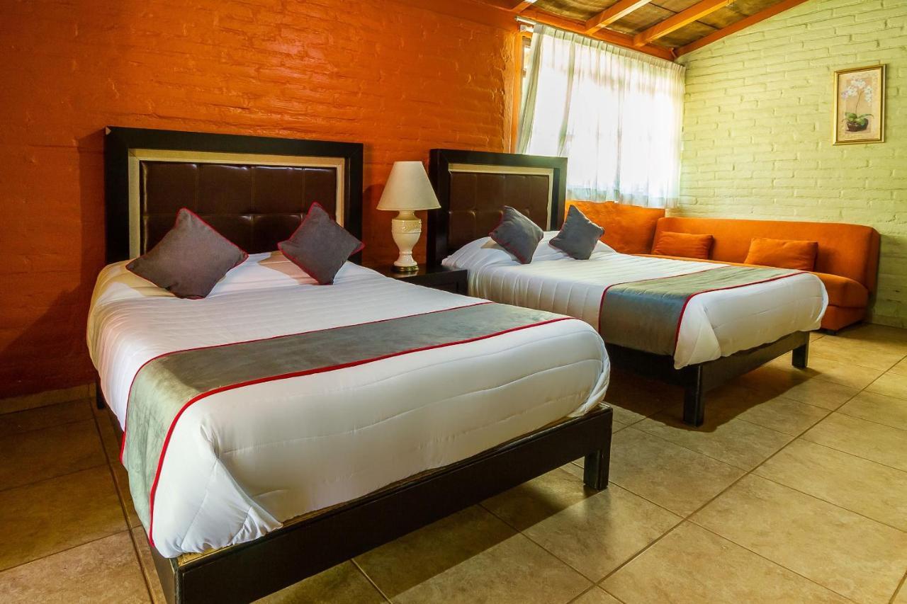 Hotel Hacienda Coyotes Zapotlanejo Екстер'єр фото