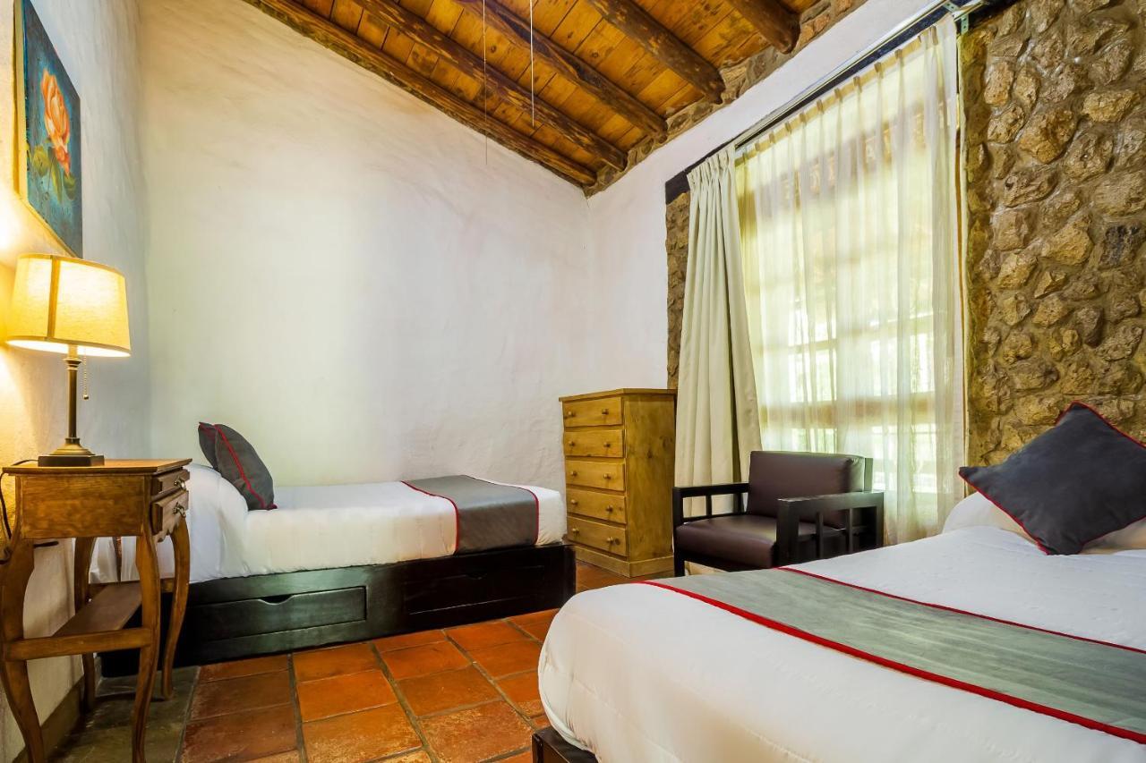 Hotel Hacienda Coyotes Zapotlanejo Екстер'єр фото