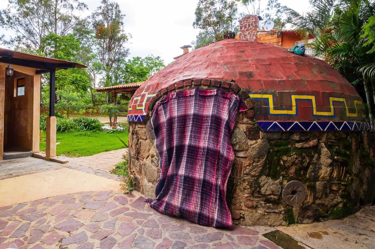 Hotel Hacienda Coyotes Zapotlanejo Екстер'єр фото