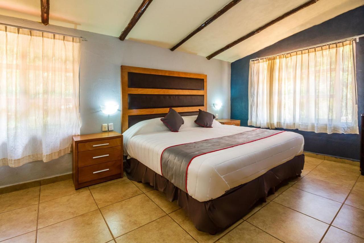 Hotel Hacienda Coyotes Zapotlanejo Екстер'єр фото