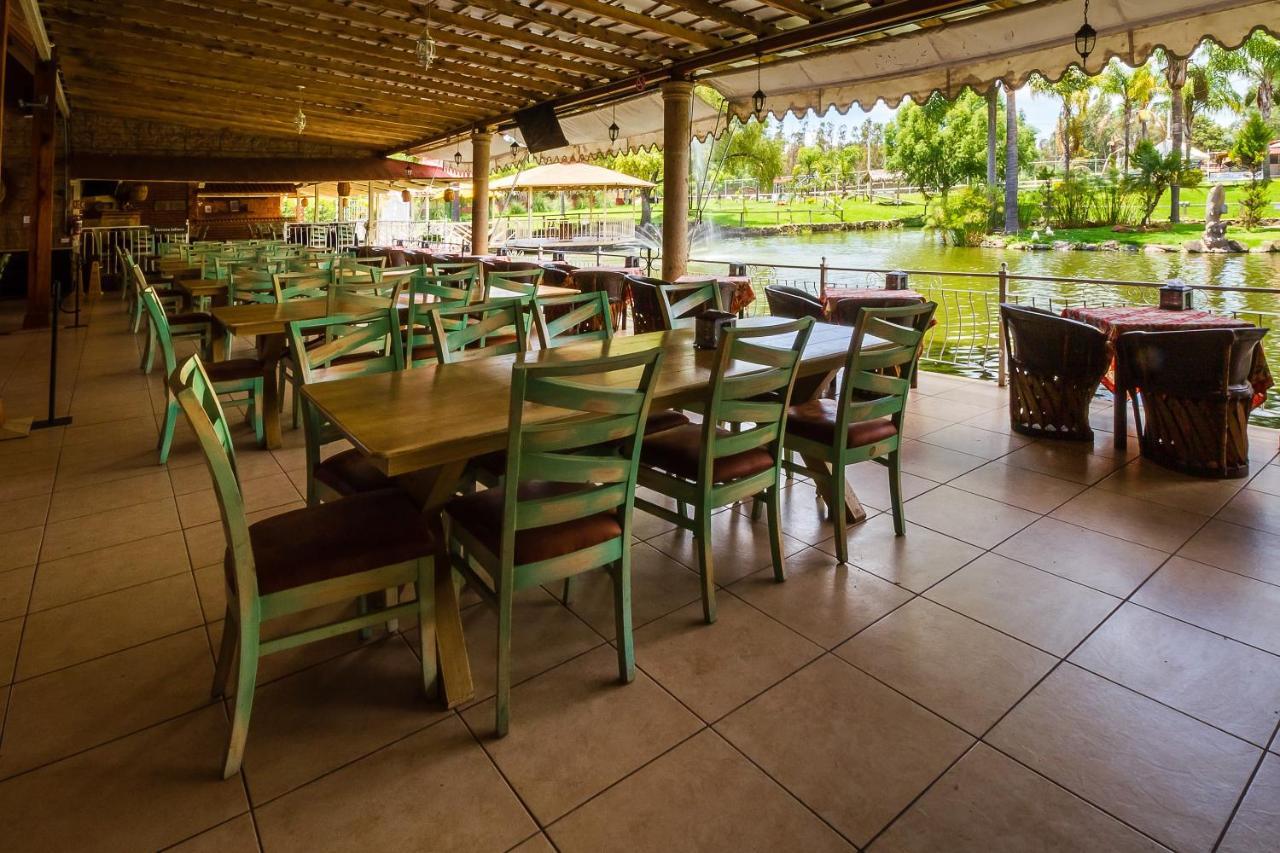 Hotel Hacienda Coyotes Zapotlanejo Екстер'єр фото