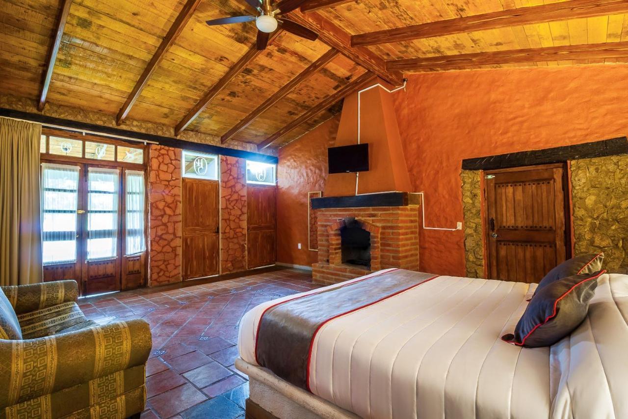 Hotel Hacienda Coyotes Zapotlanejo Екстер'єр фото