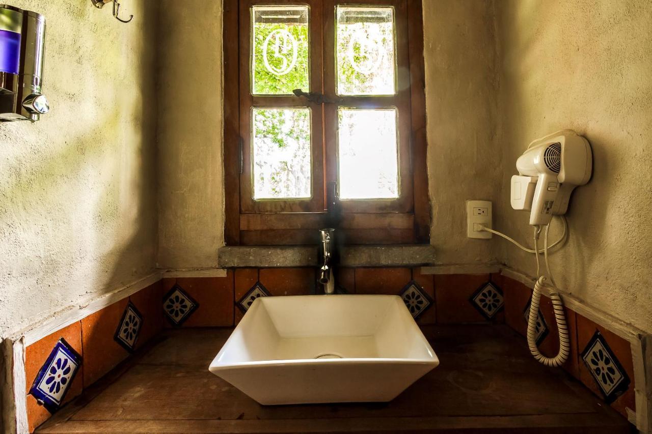 Hotel Hacienda Coyotes Zapotlanejo Екстер'єр фото