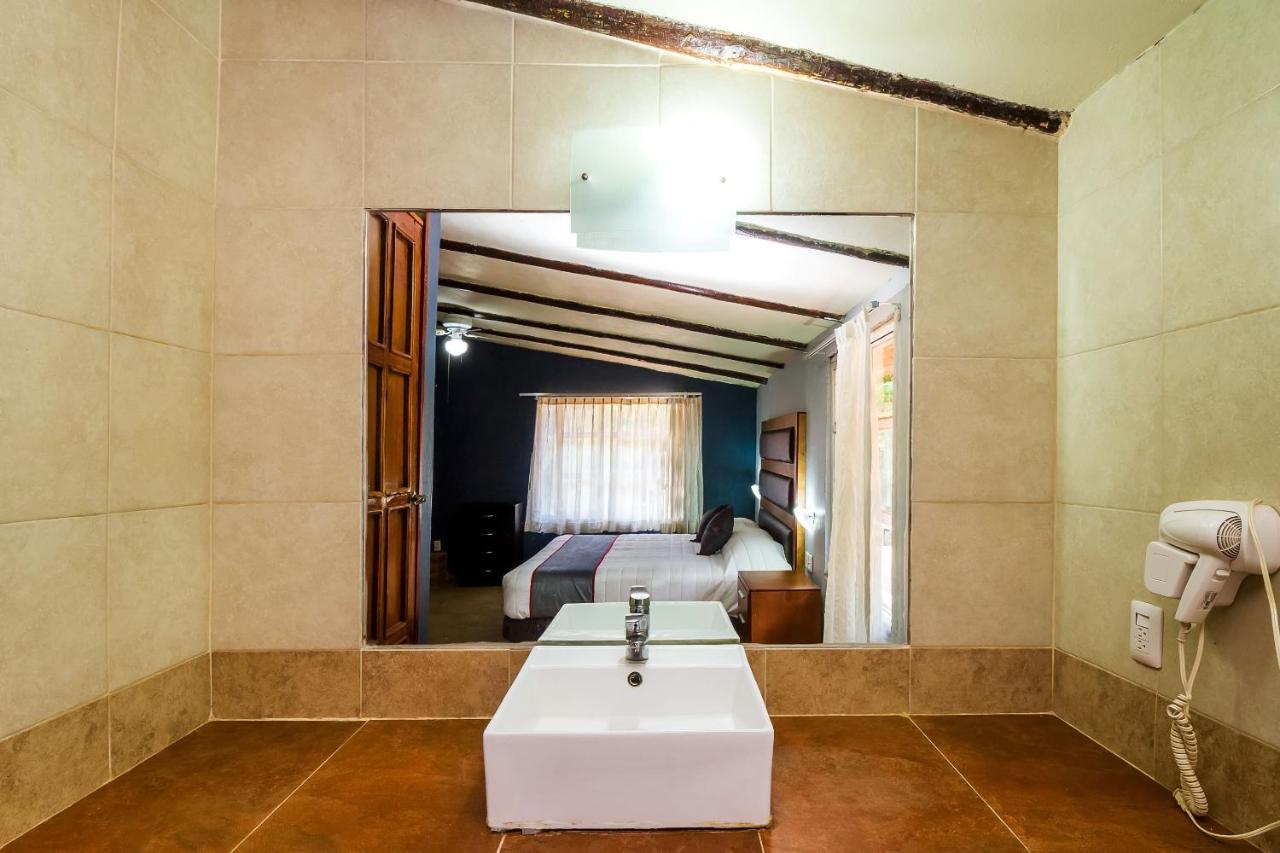 Hotel Hacienda Coyotes Zapotlanejo Екстер'єр фото